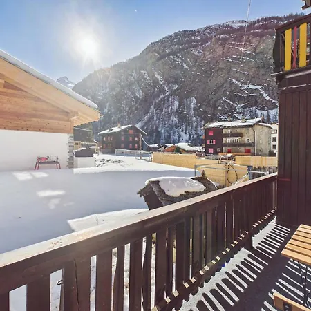 Family Near Zermatt With Stunning Views Lejlighed Randa